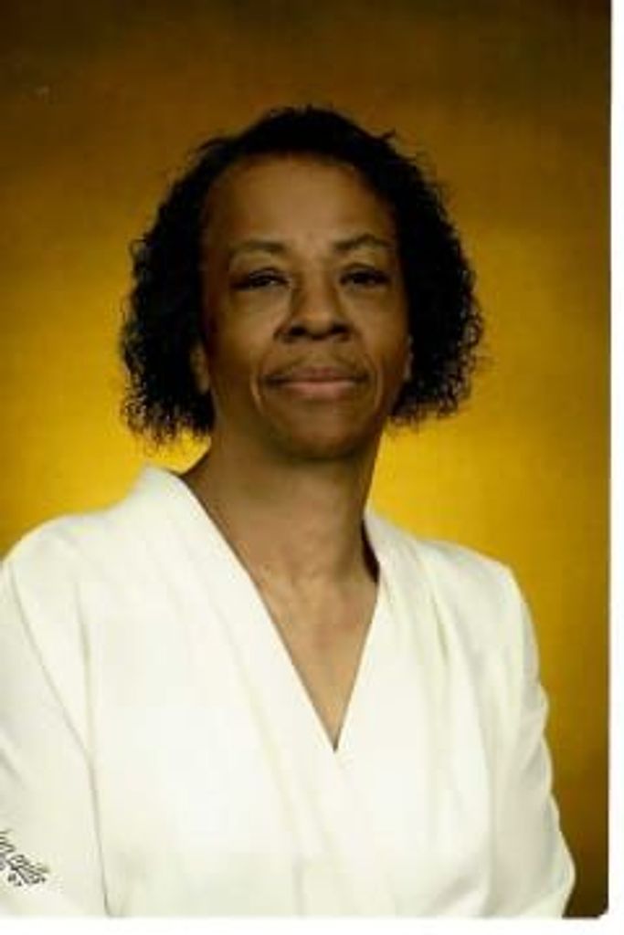 Vina Clarabel Norris Mclean Profile Photo