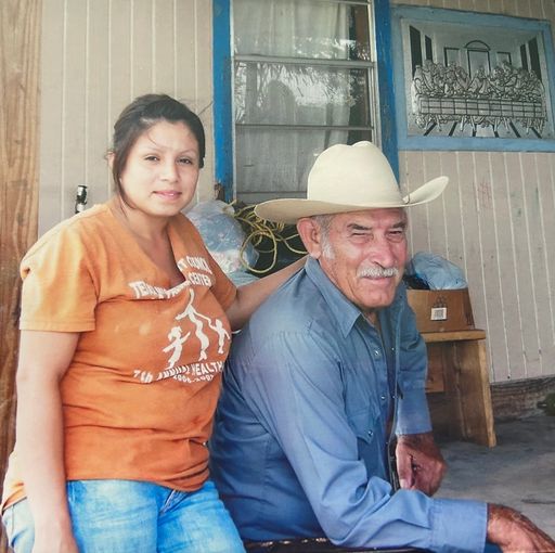 Santos Valdez Sr. photo gallery thumbnail 34 of 151