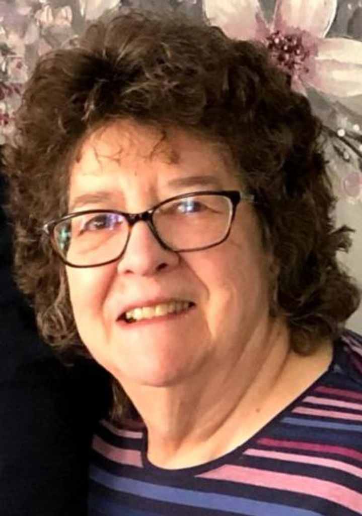 Linda Ohlsen (Kaminski) Profile Photo