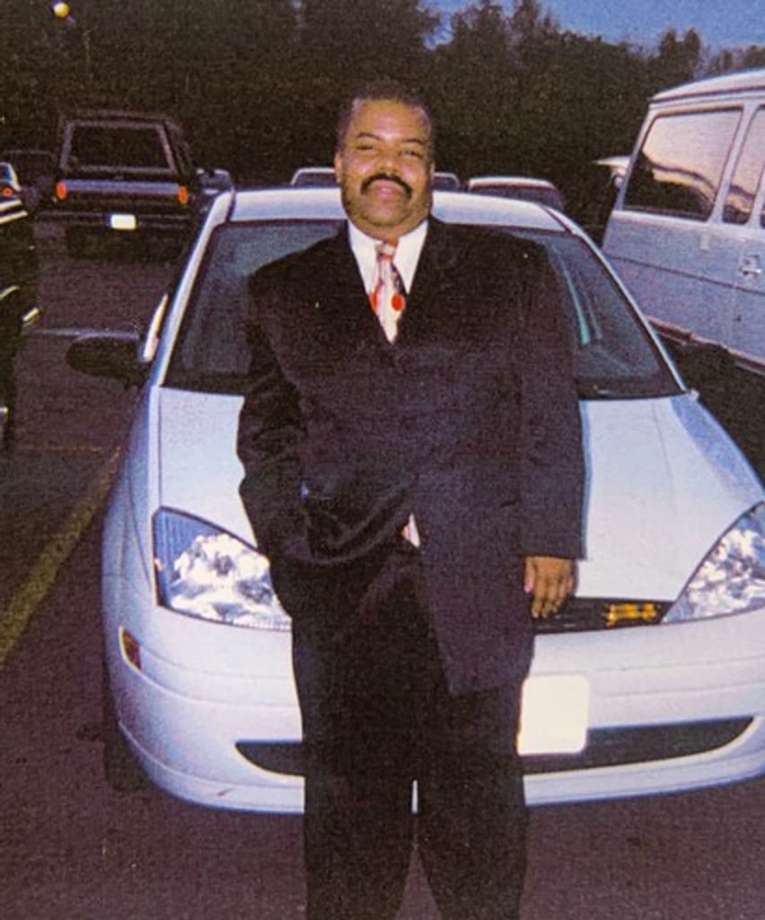 Robert Benford Jr. Profile Photo