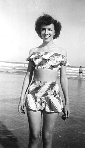 Audrey Whitehead photo gallery thumbnail 9 of 65