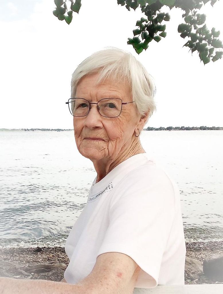 Gladys E. Gunderson Profile Photo