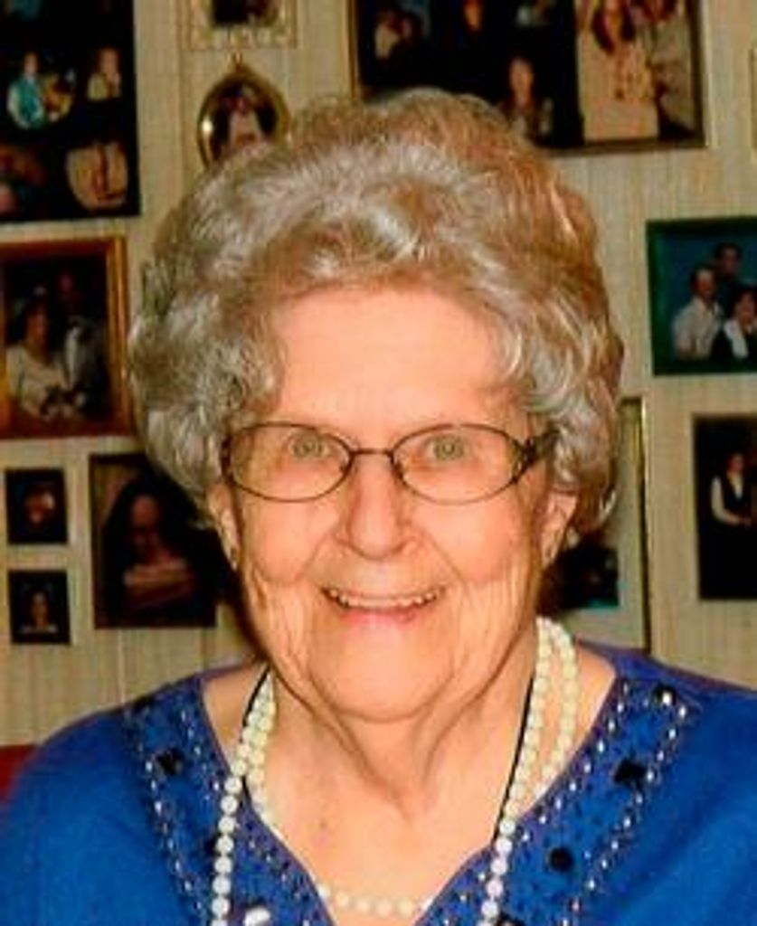 Eva Comstock Profile Photo