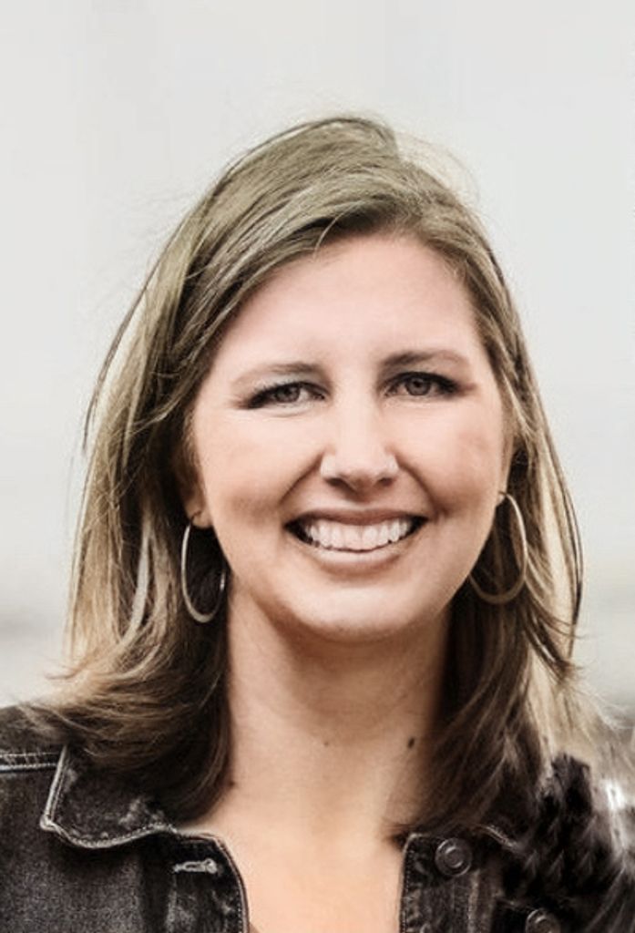 Caitlin Anne Mcdermott Follstad Profile Photo
