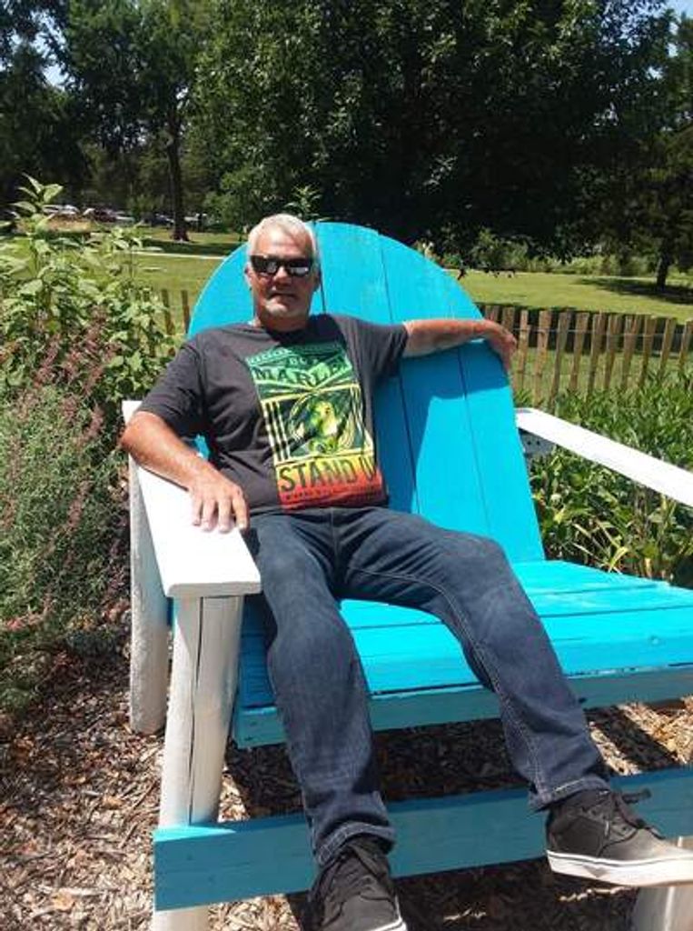 Earl Louis Gray Profile Photo