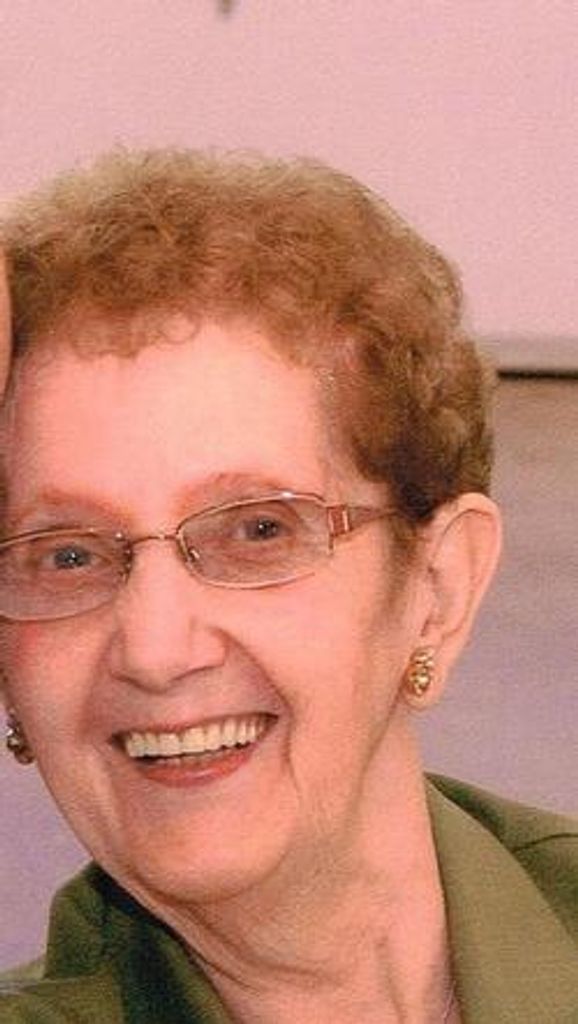 Ruth Dora Mahar Profile Photo