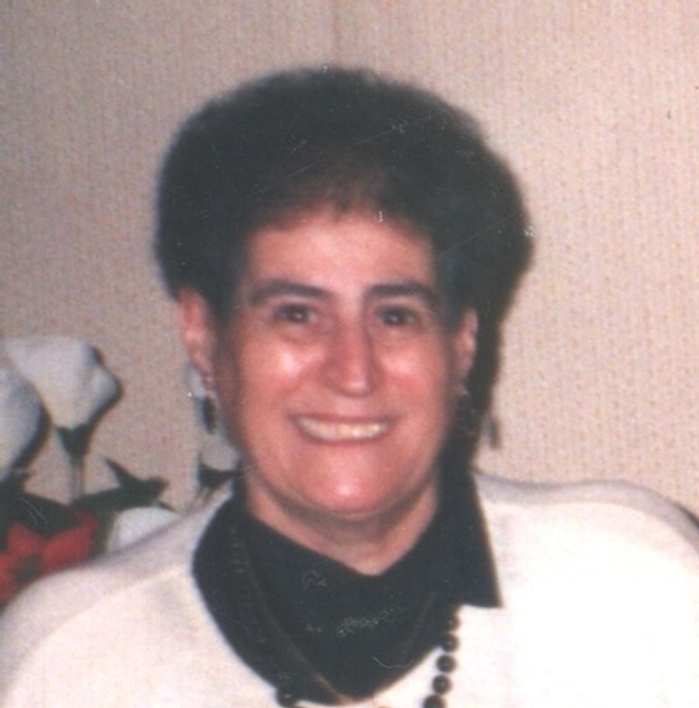 Maria J. Paredes