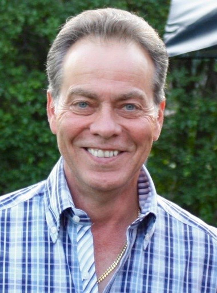 Sam W. Lamargo Iii