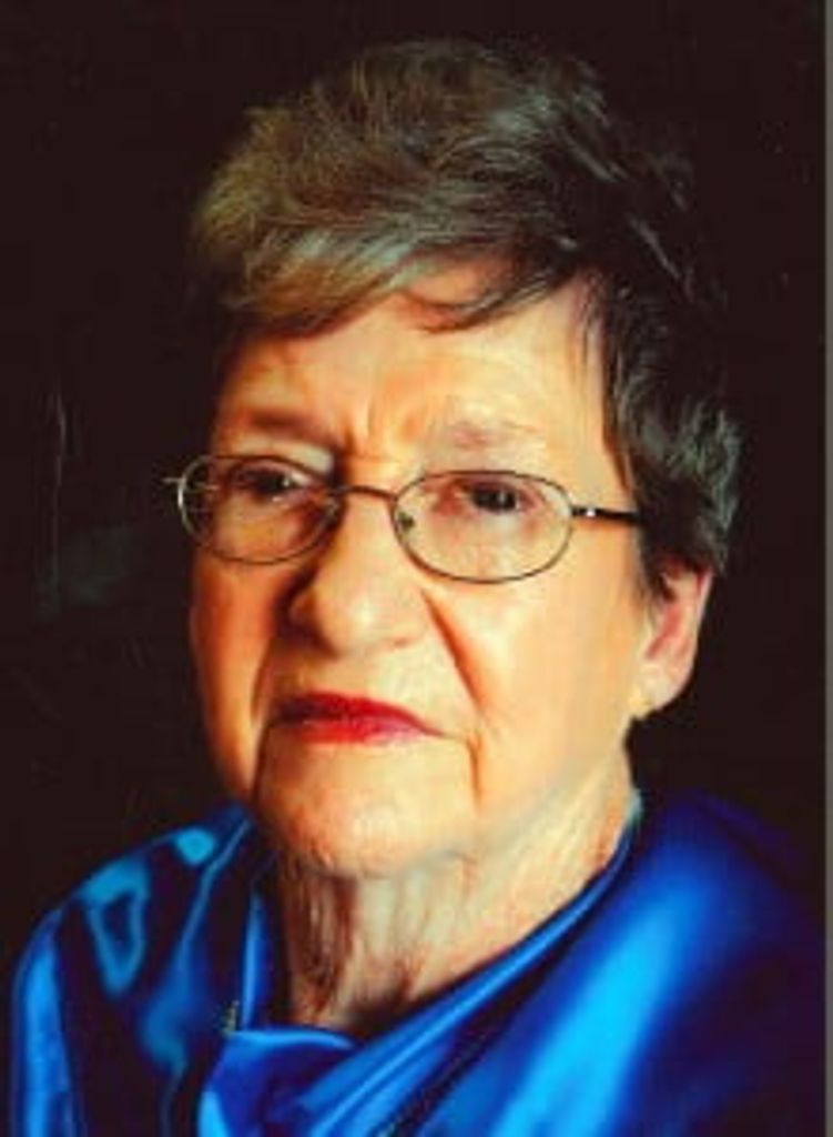 Maxine Roberts Profile Photo