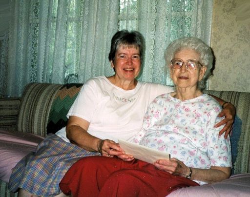 Roberta Seavey photo gallery thumbnail 54 of 61