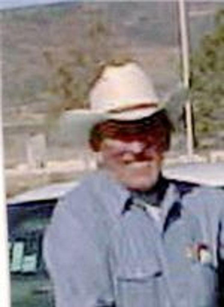 Louie Tucker Profile Photo