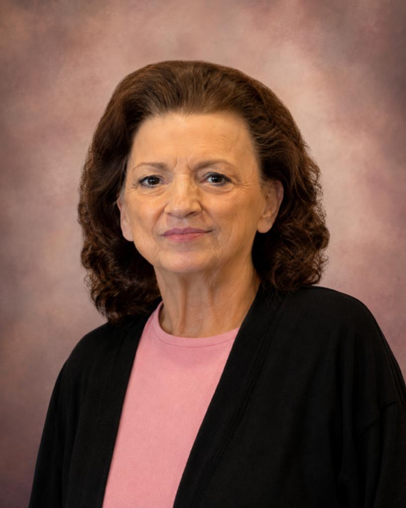 Robbie Ann Whiddon Profile Photo
