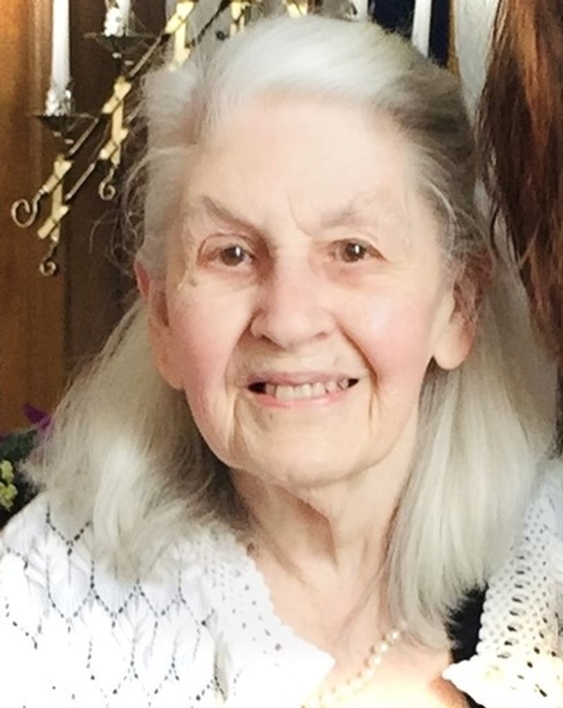 Evelyn Lucille (Storey) Willard Profile Photo