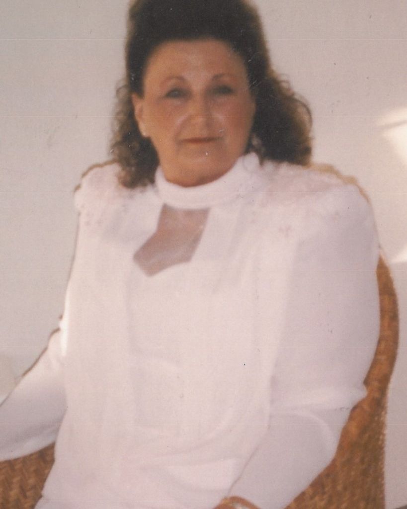 Laura Ann Arms Profile Photo