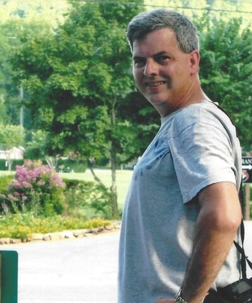 Derek Alan Metz