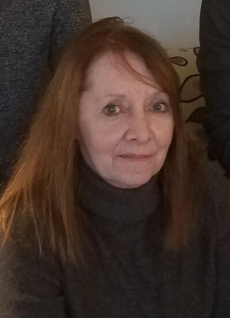 Debra Marie Mahutga Profile Photo