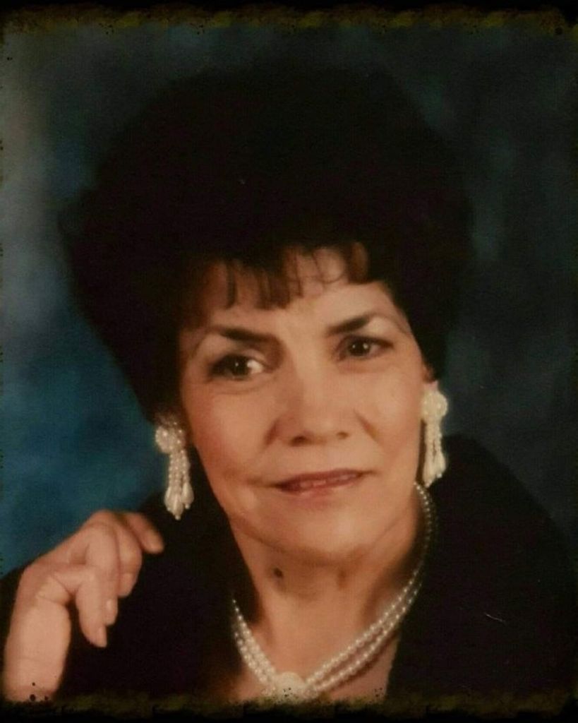 Dolores Roy