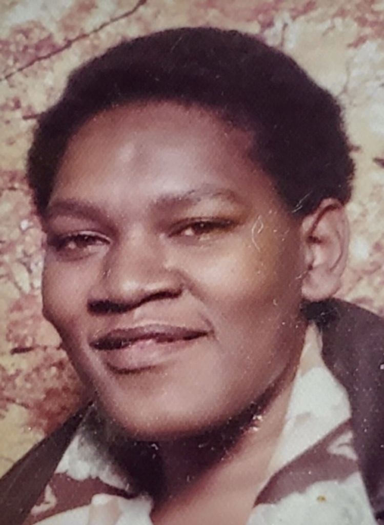 Bruce Mckenzie Flunoy