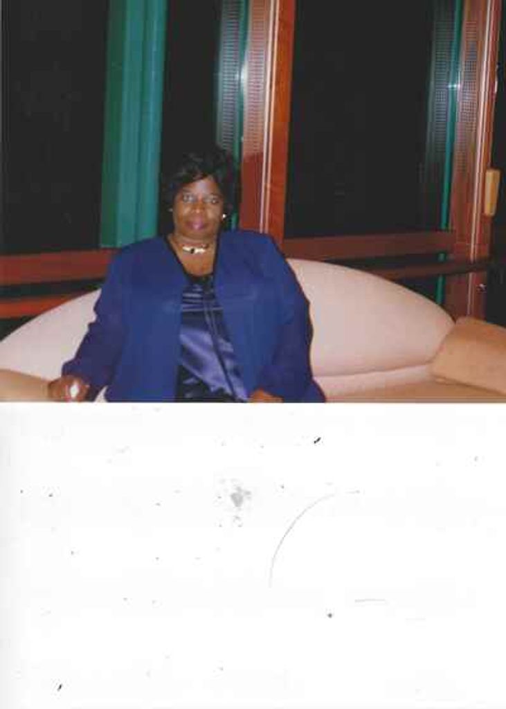 Catherine Perry Profile Photo