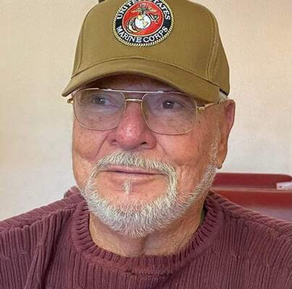 Victor Manuel Estrella Profile Photo