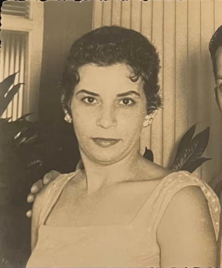 Marta De La Paz Calveiro Profile Photo