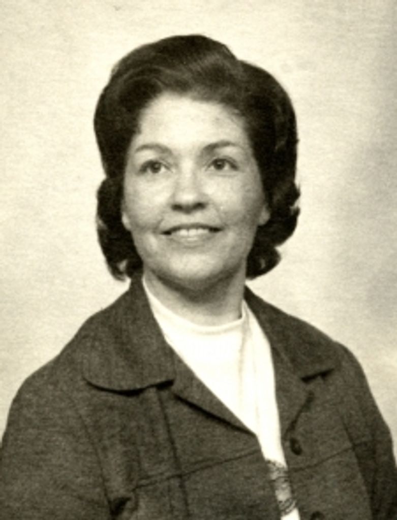 Wynoaka  L. Roberts