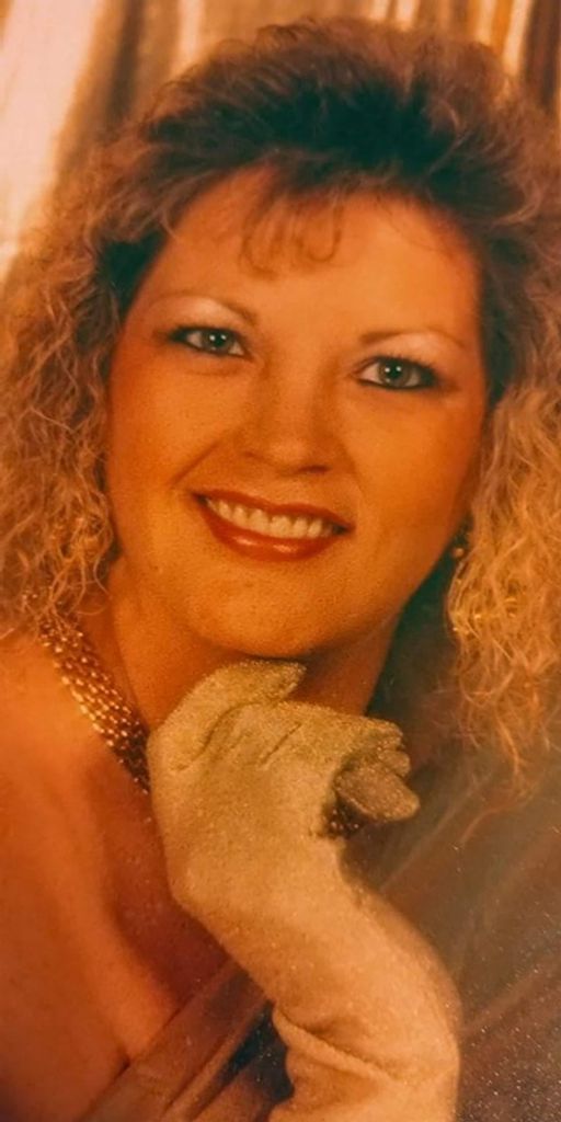 Lisa K. Ezell Profile Photo