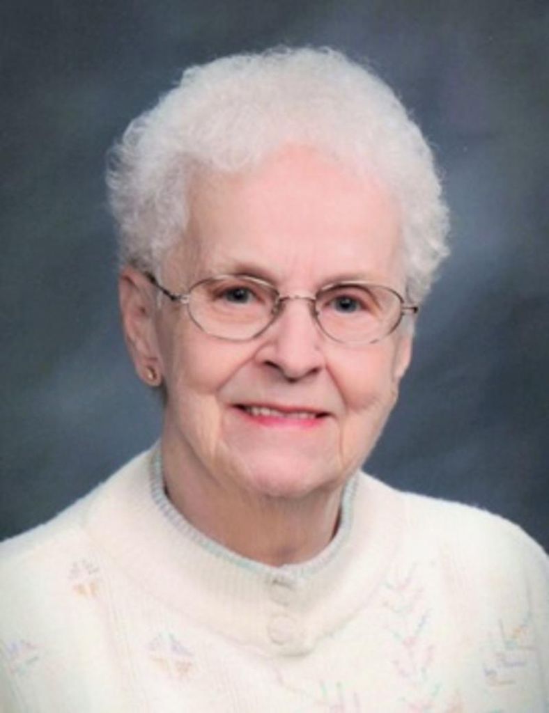 Donna Schmitzer Hecht Profile Photo