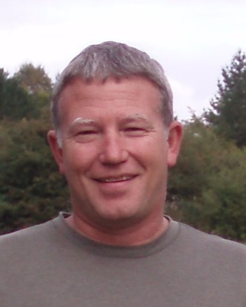 Alexander Radkiewicz Profile Photo