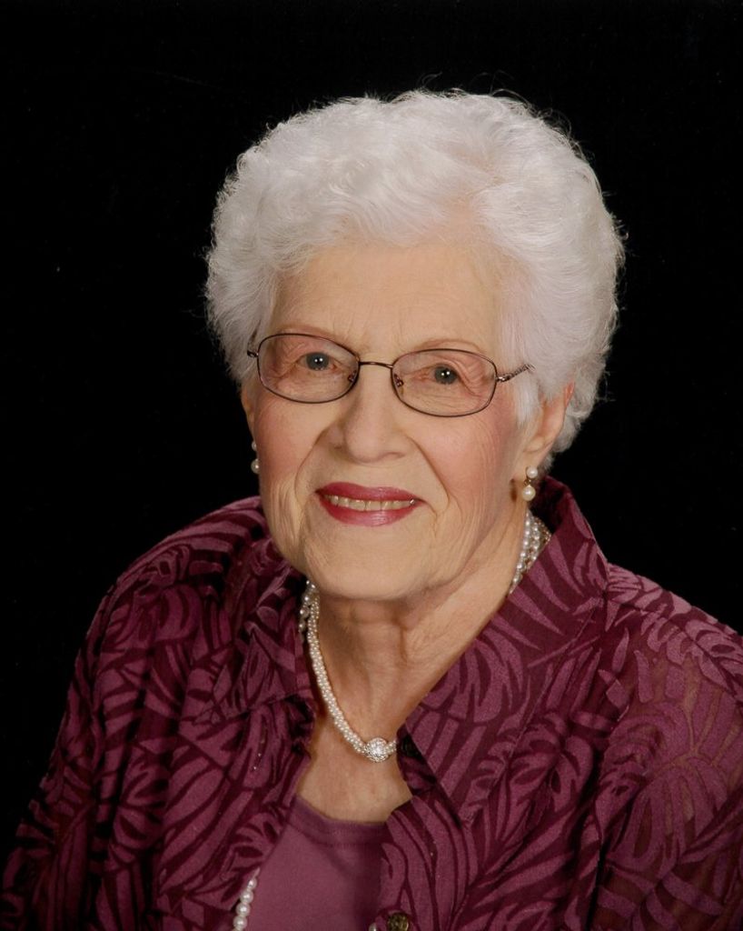 Julia  Bletscher