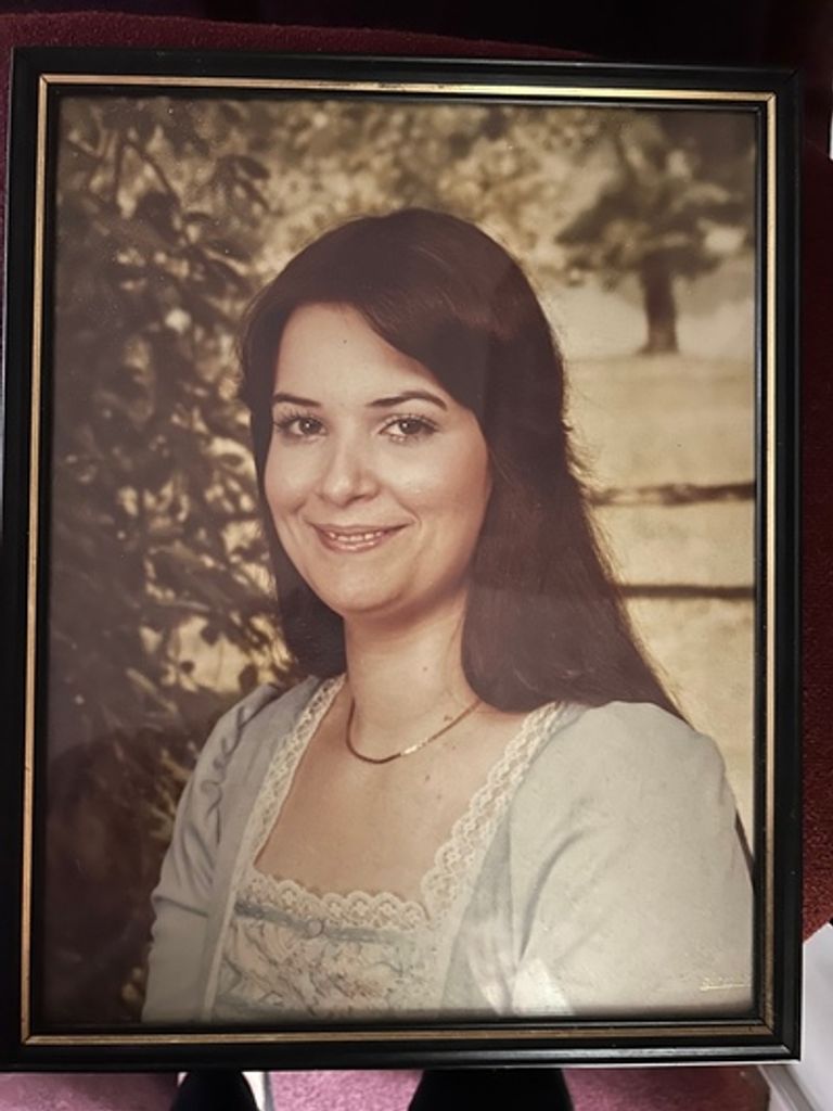 Chetta Rodrigue Rogers Profile Photo