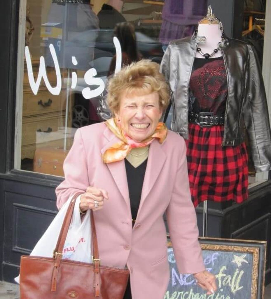 Loretta ""Lizzy"" Di Grappa