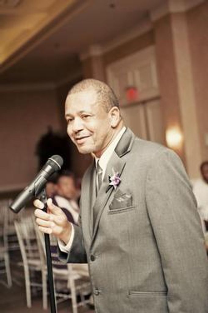 Mr. Alvin Knott