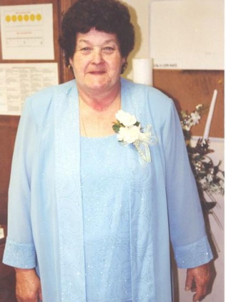 Claudia Austin