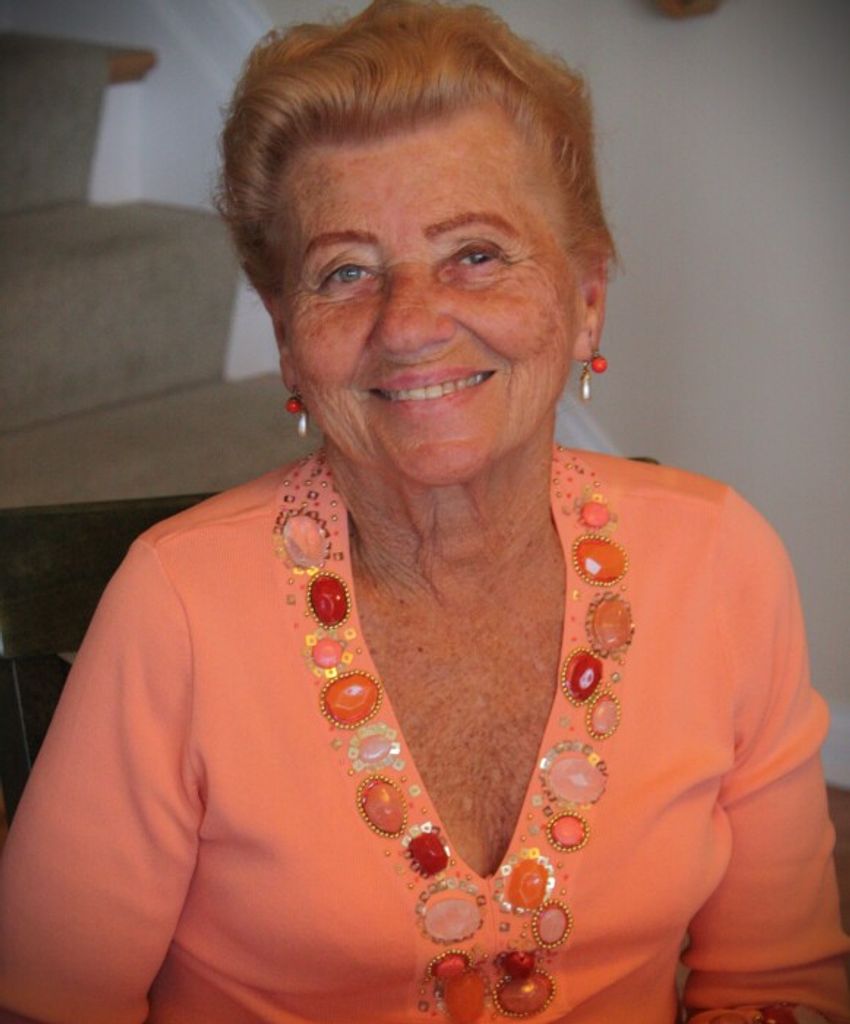 Elizabeth "Betty" Lyons