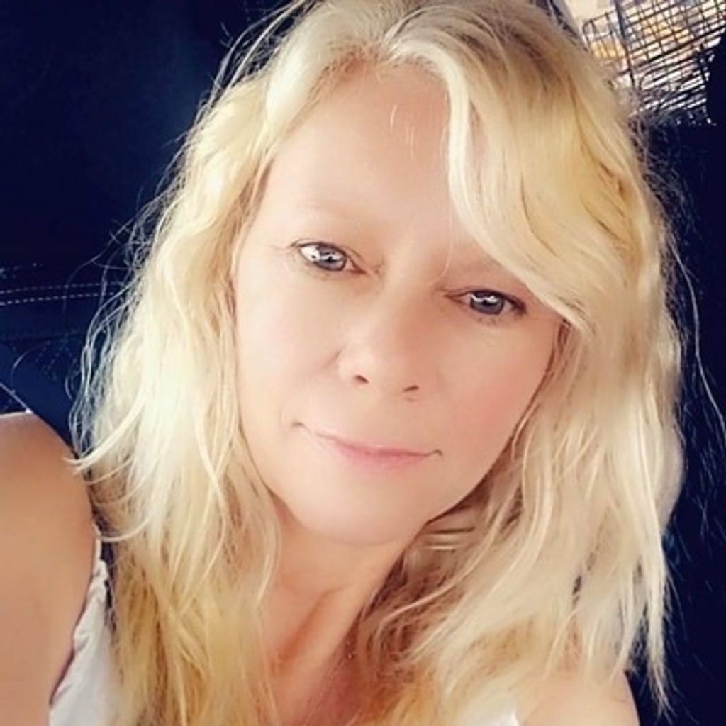 Lisa Jean Groth Profile Photo