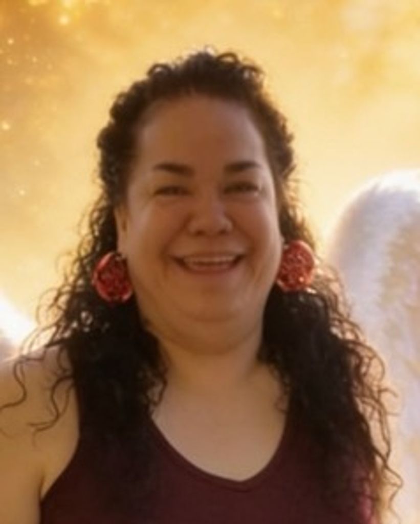 Helena Castel Profile Photo
