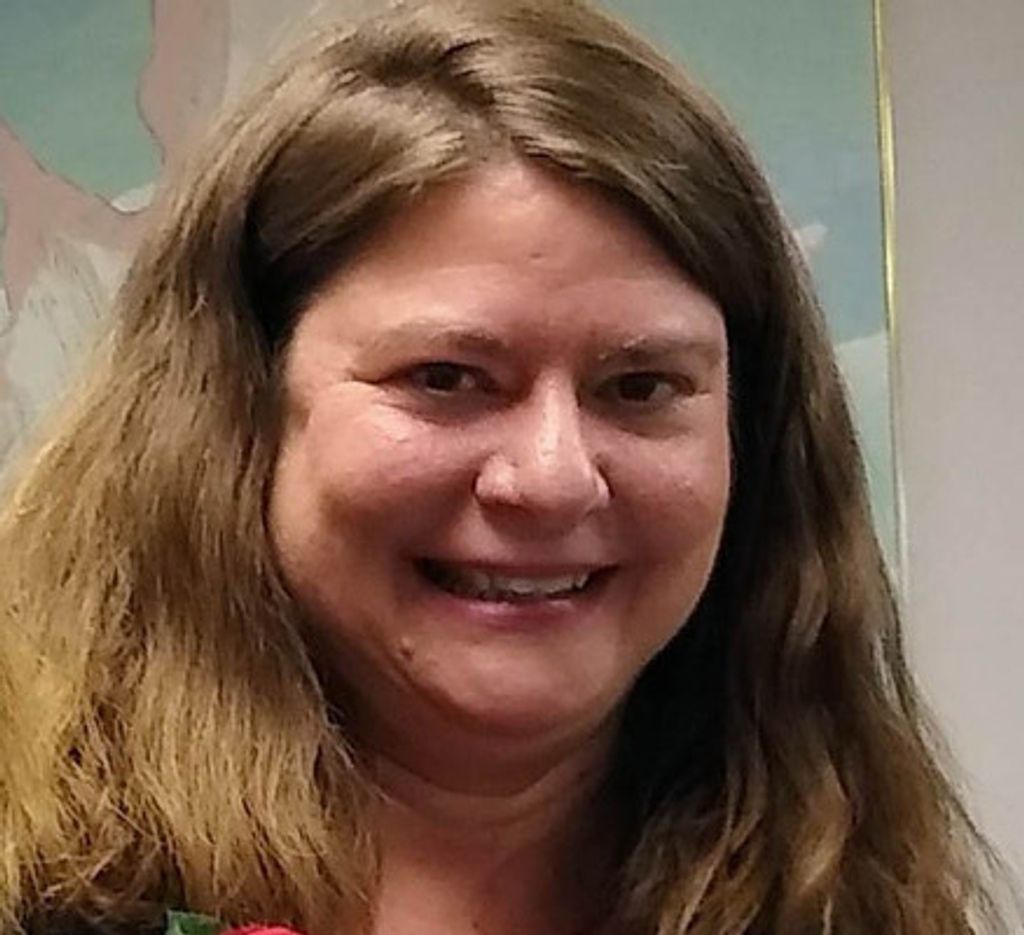 Trish Nau Profile Photo