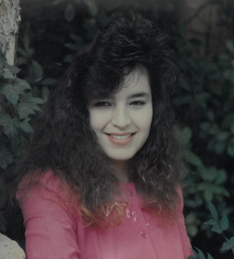 Stephanie Lynn (Aragoń)  Valdez