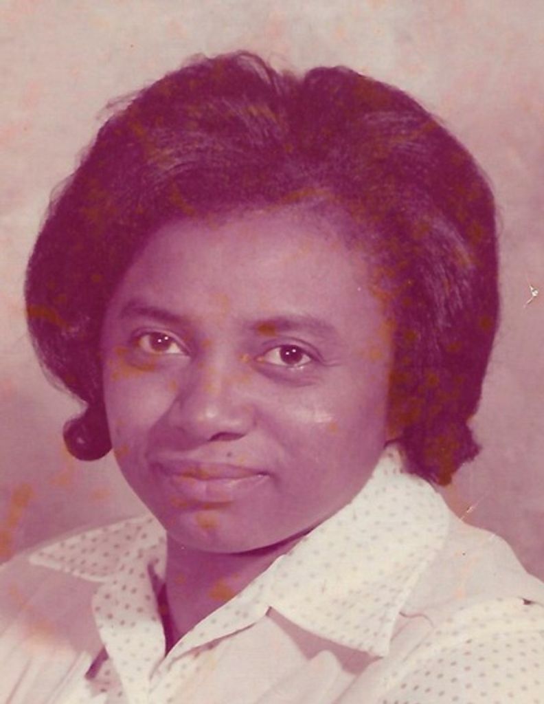 Louise Armstrong Profile Photo