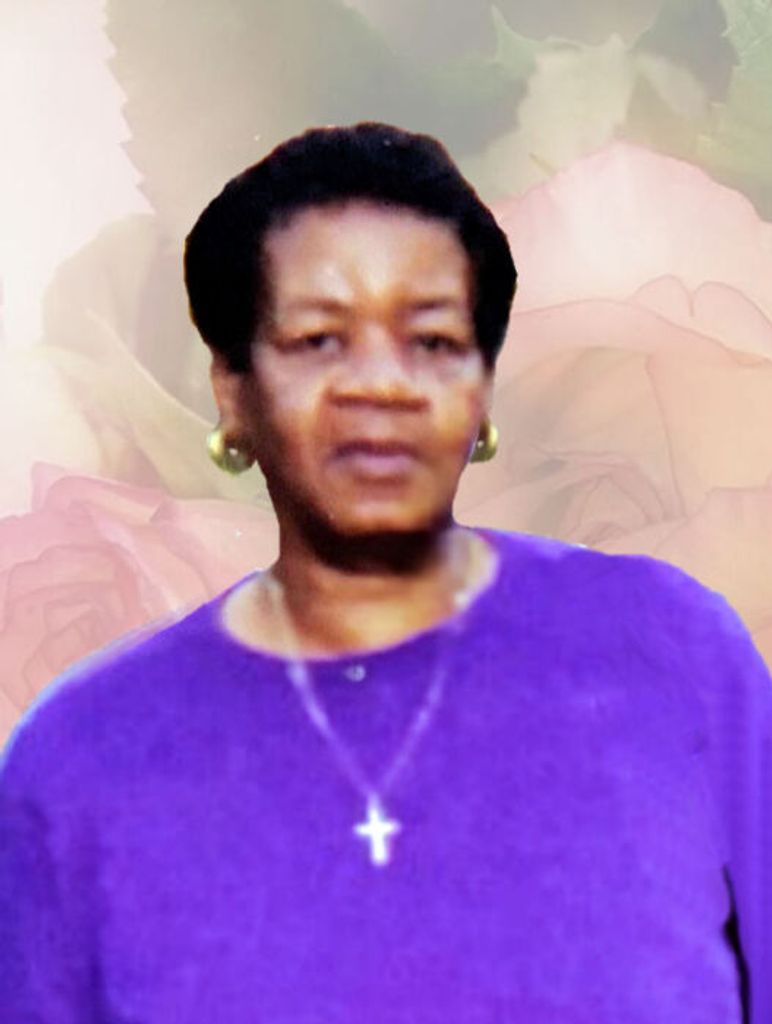 Evelyn Etchinson Profile Photo