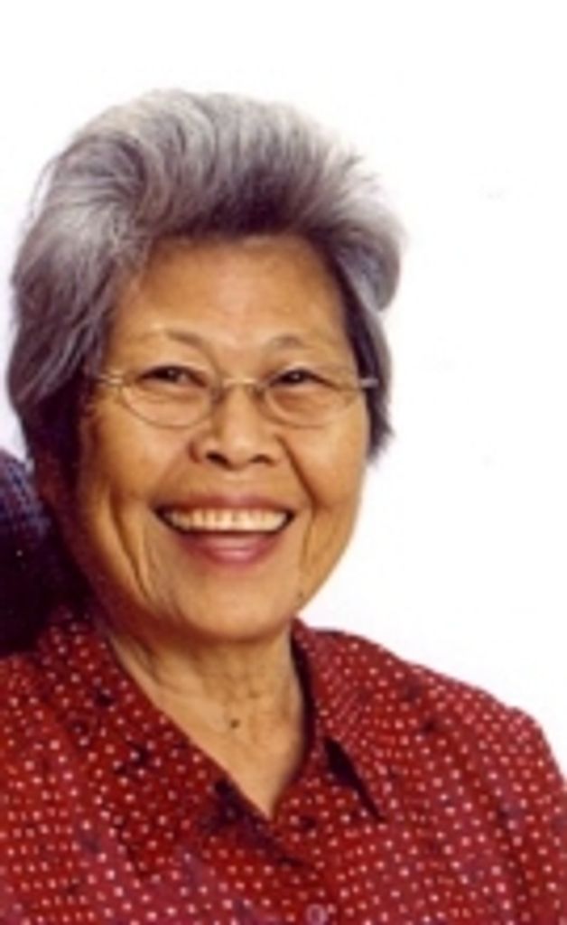 Kikue Hitomi Webb