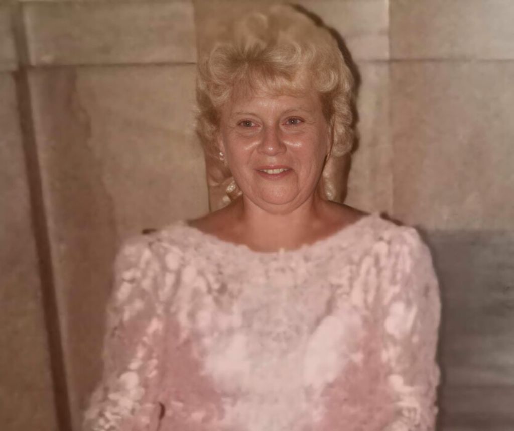 Linda Marlow Morehouse