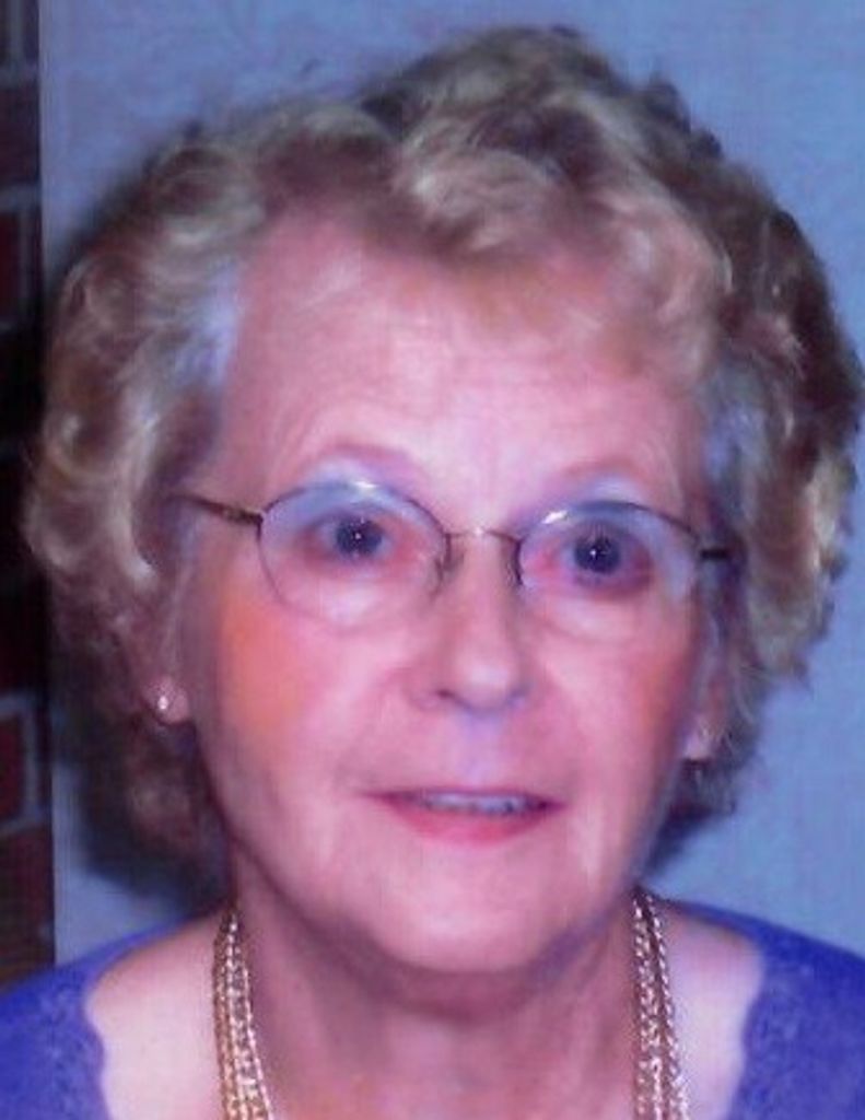Lola Eileen Smith-Davidson Profile Photo