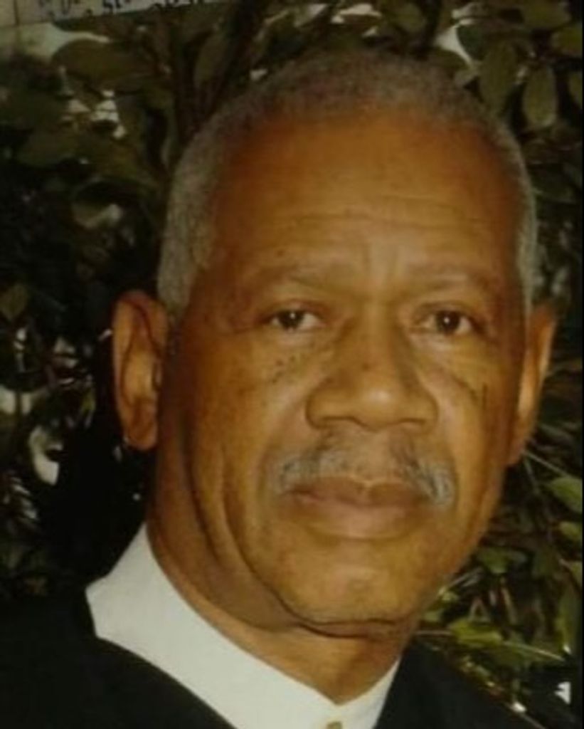Donald Simmons