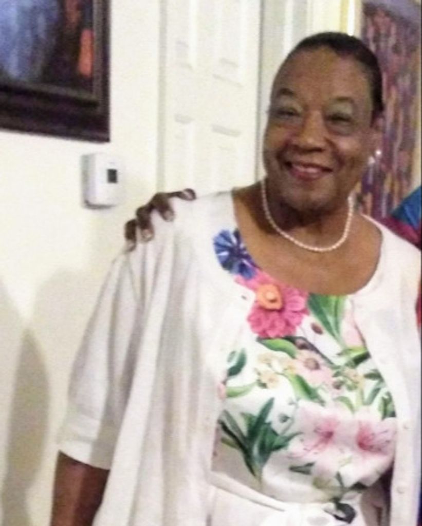 Della Johnson Profile Photo