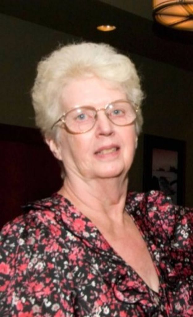 Terry "Ted" R. (Terrett)  Vahila