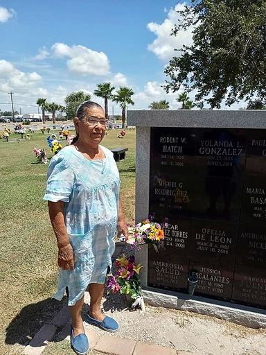 Tomasa Ramirez Torres photo gallery thumbnail 35 of 138