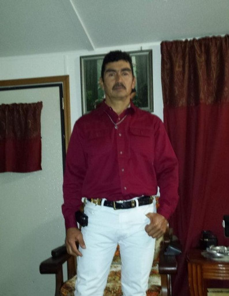 Jose L. Torres - Tovar Profile Photo