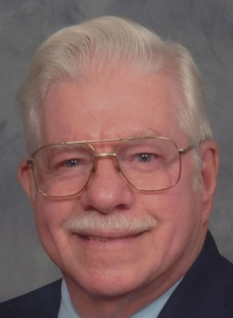 Russell Mills